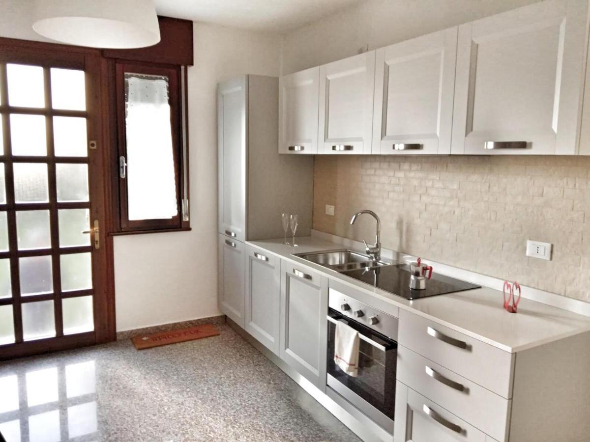 Red Tower Venice Apartment - 2 Mins From Vce Airport- Free Wifi 테세라 외부 사진
