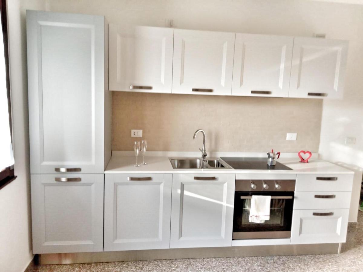 Red Tower Venice Apartment - 2 Mins From Vce Airport- Free Wifi 테세라 외부 사진