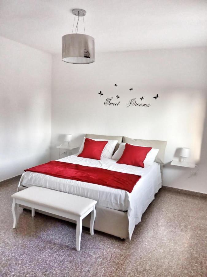 Red Tower Venice Apartment - 2 Mins From Vce Airport- Free Wifi 테세라 외부 사진