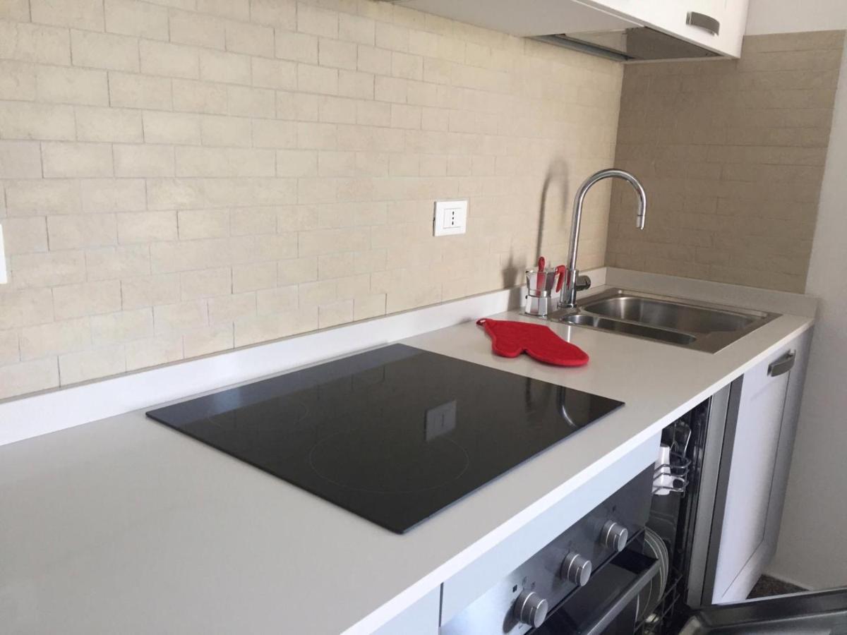 Red Tower Venice Apartment - 2 Mins From Vce Airport- Free Wifi 테세라 외부 사진